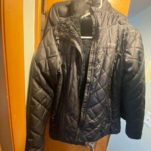 MEDIUM FUZZY LINED COLUMBIA BUBBLE JACKET